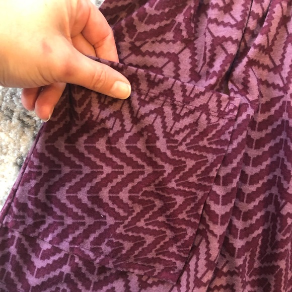 Forever 21 Purple Knit Pattern Skirt Size Medium - Picture 2 of 7